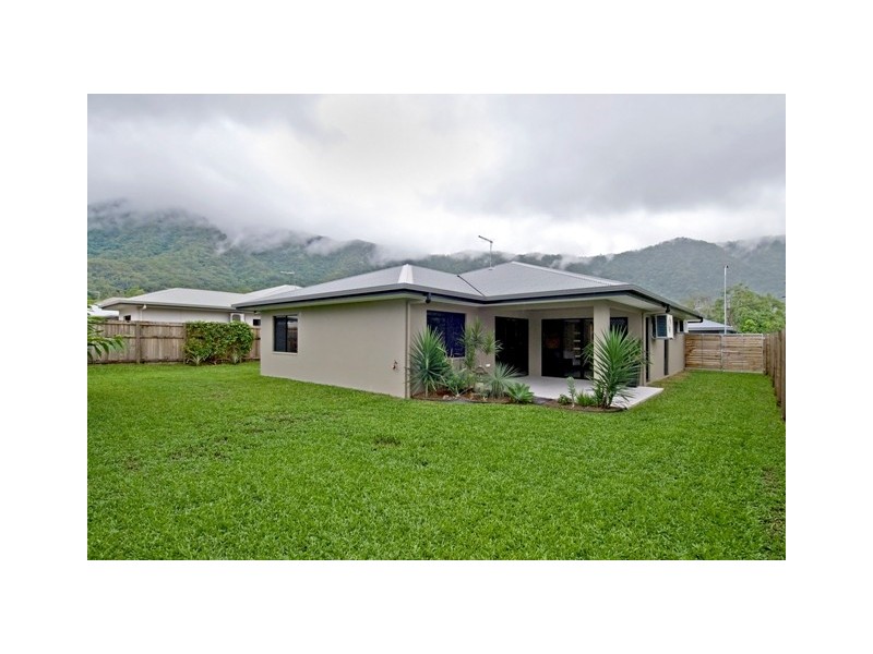 1 Conway Close, Bentley Park QLD 4869