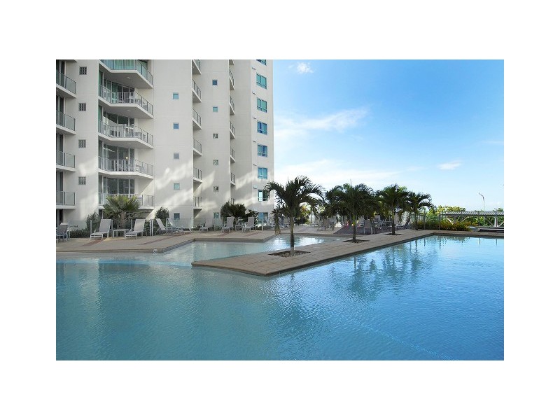 701/99 Esplanade, Cairns City QLD 4870