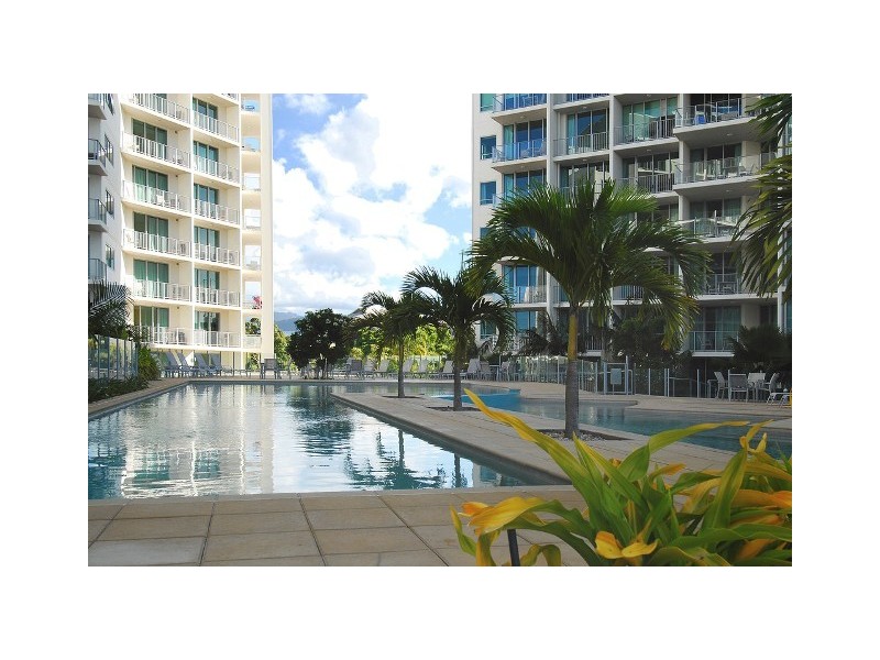 701/99 Esplanade, Cairns City QLD 4870
