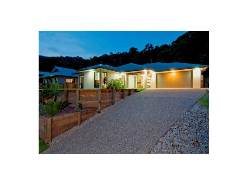 14 Badine Street, Caravonica QLD 4878