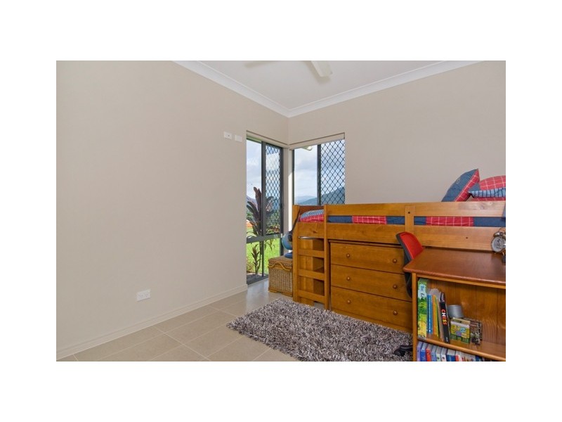 14 Badine Street, Caravonica QLD 4878