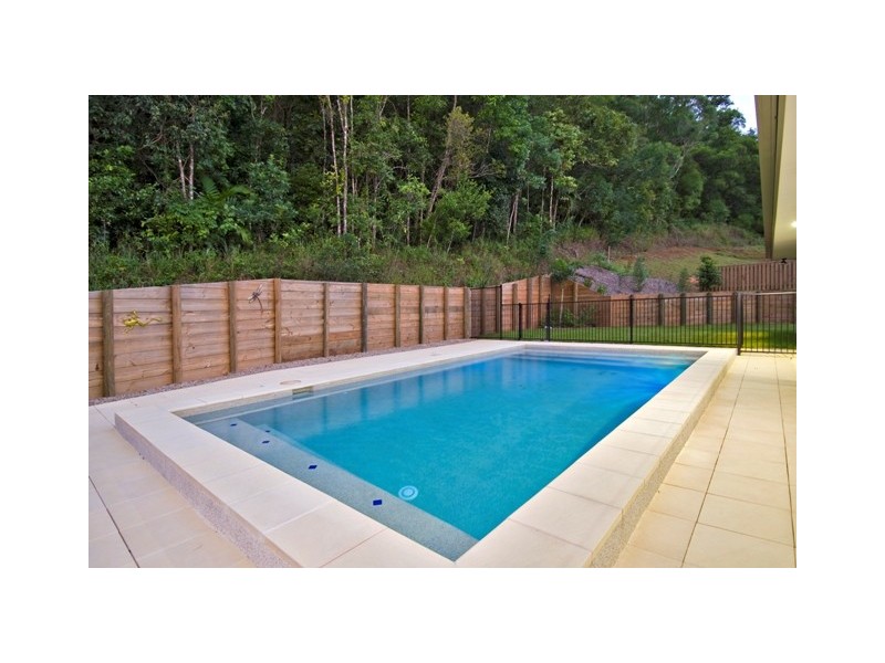 14 Badine Street, Caravonica QLD 4878