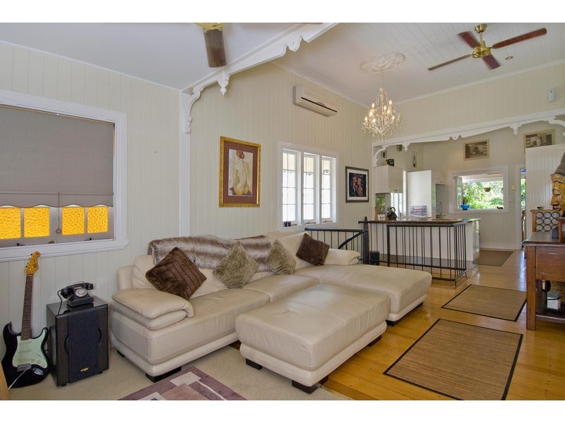 12 Denbeigh Street, Parramatta Park QLD 4870