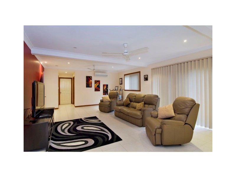 25  Guthrie Place, Bentley Park QLD 4869