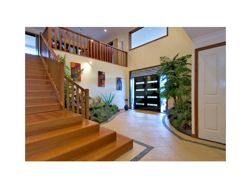 25  Guthrie Place, Bentley Park QLD 4869