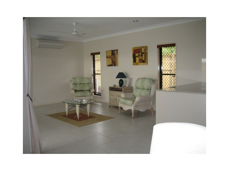 Trinity Beach QLD 4879