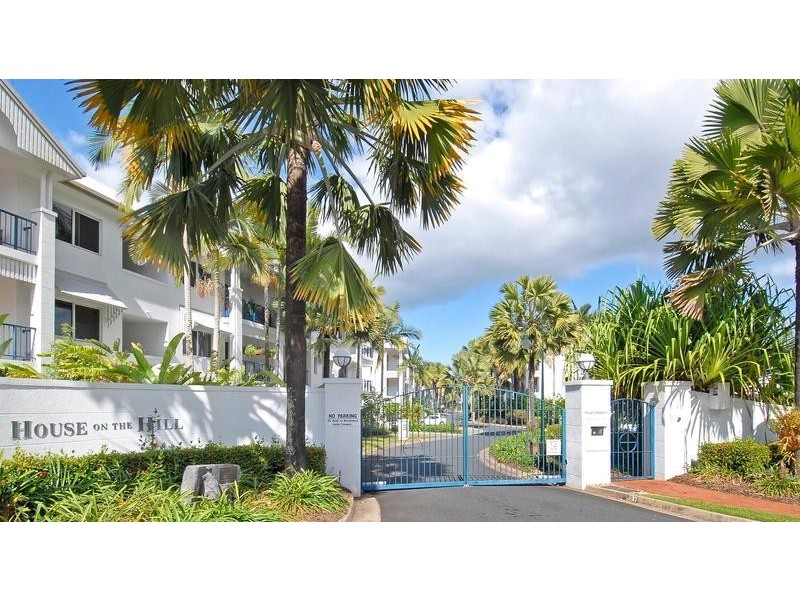 49/8 Munro Terrace, Mooroobool QLD 4870