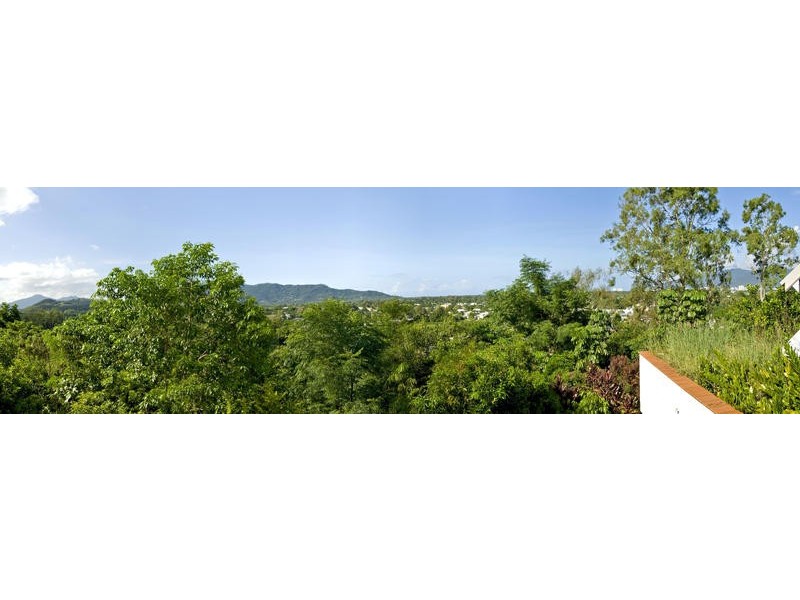 49/8 Munro Terrace, Mooroobool QLD 4870