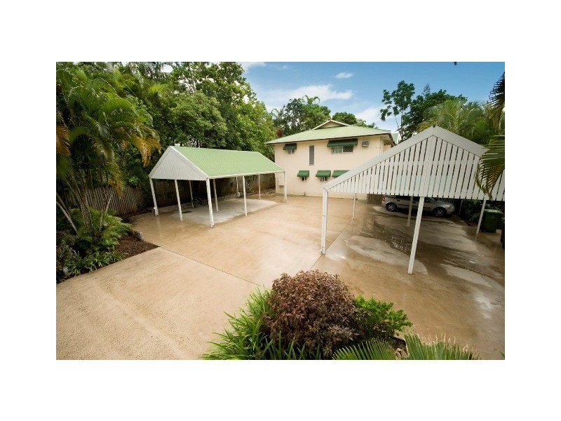 2/12 Le Grande Street, Cairns QLD 4870