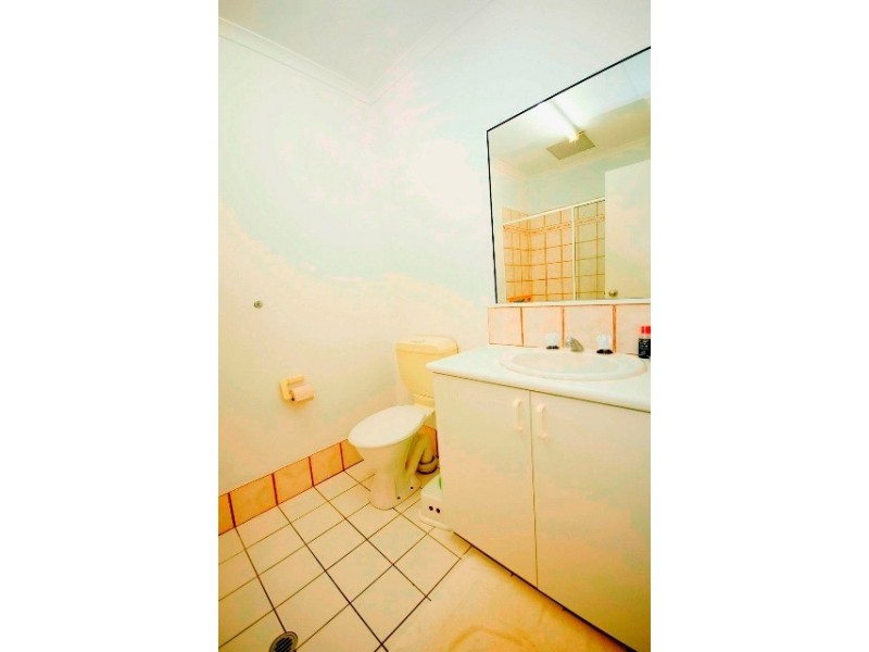 2/12 Le Grande Street, Cairns QLD 4870