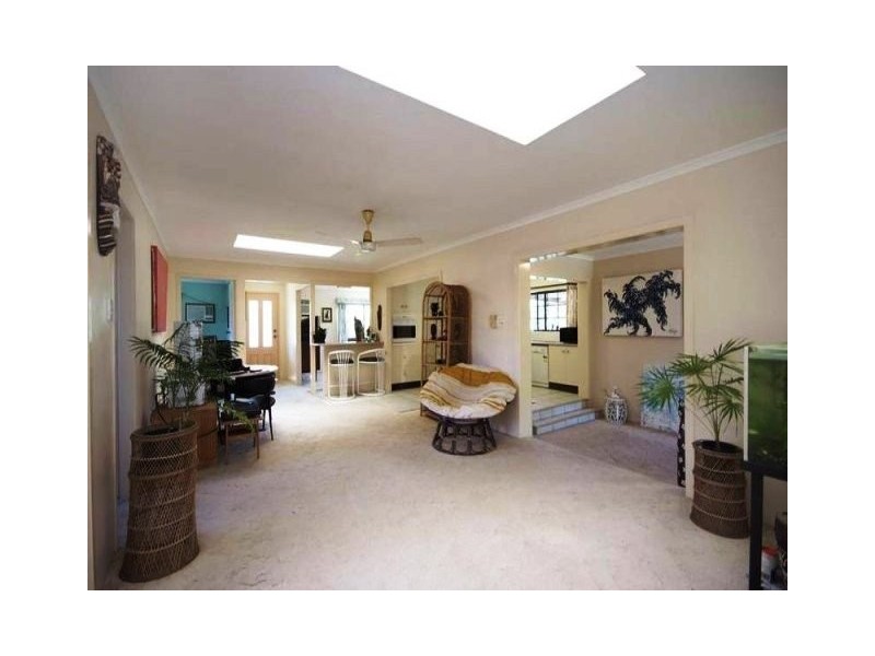 14 Ponticello Street, Whitfield QLD 4870