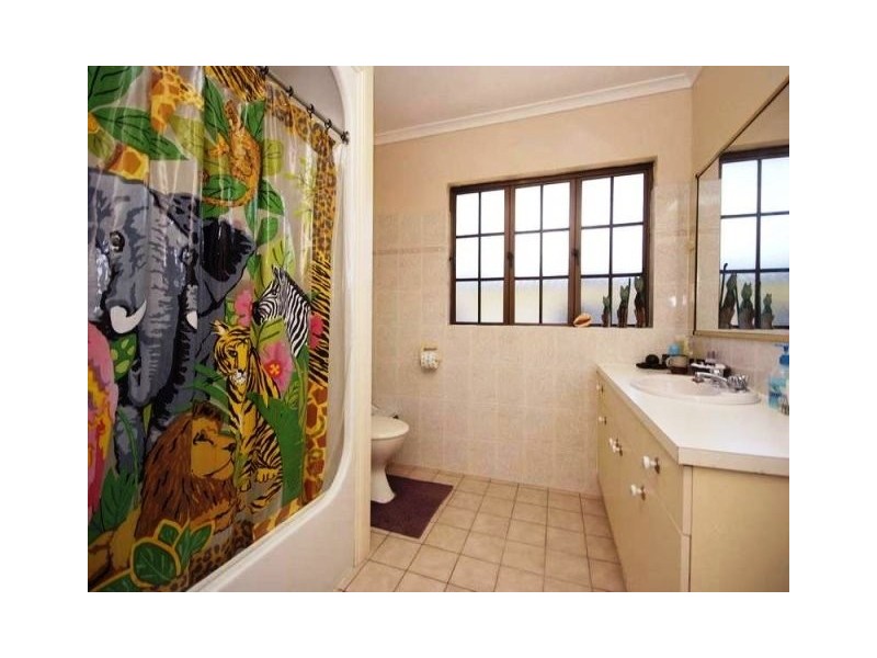 14 Ponticello Street, Whitfield QLD 4870