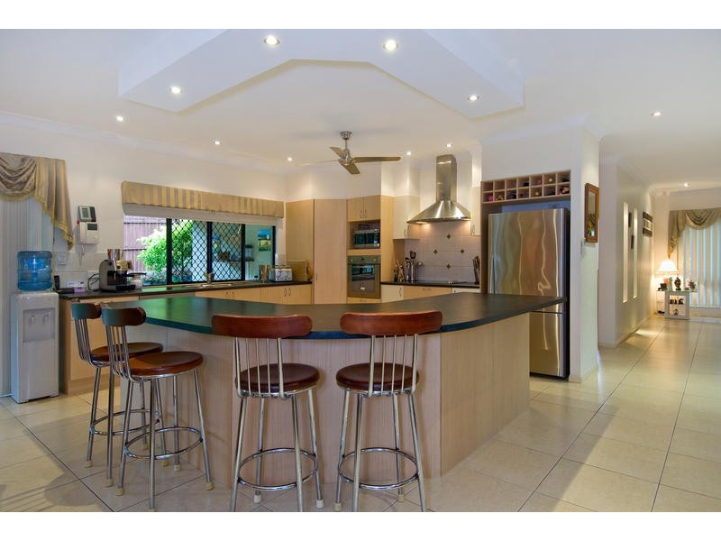 Bentley Park QLD 4869