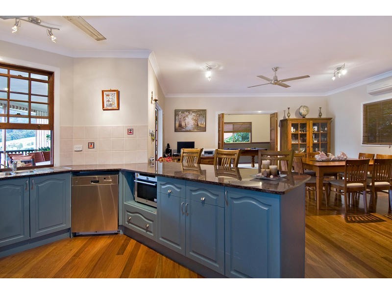 Bentley Park QLD 4869