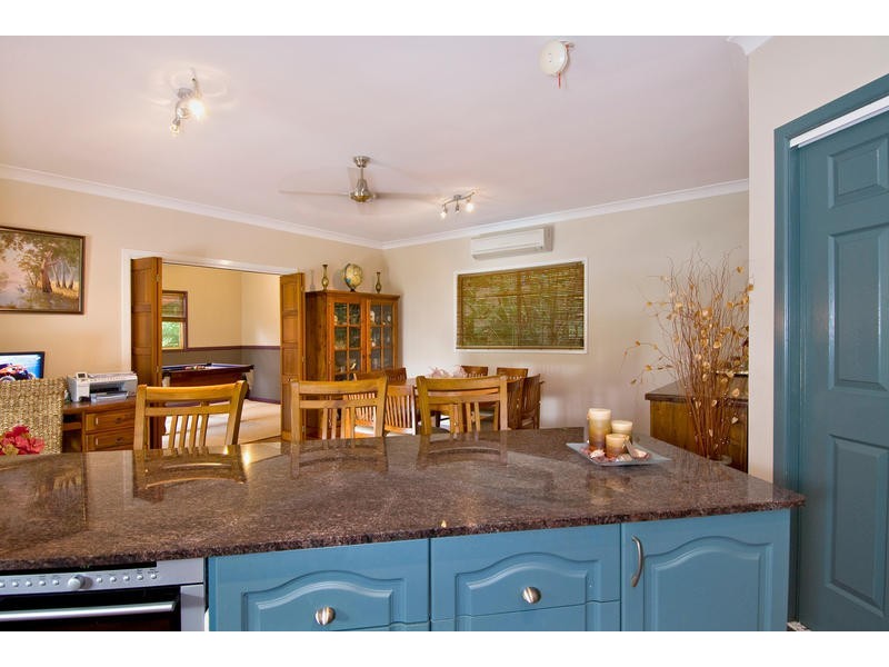 Bentley Park QLD 4869