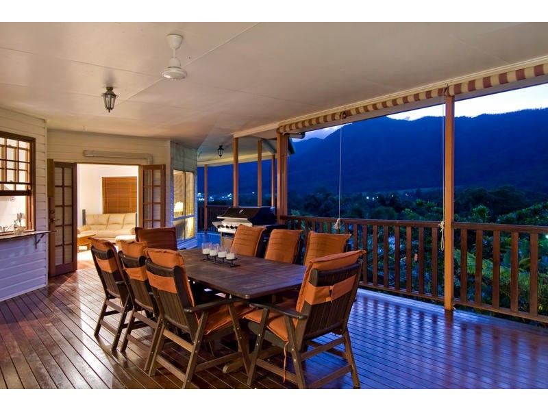 Bentley Park QLD 4869