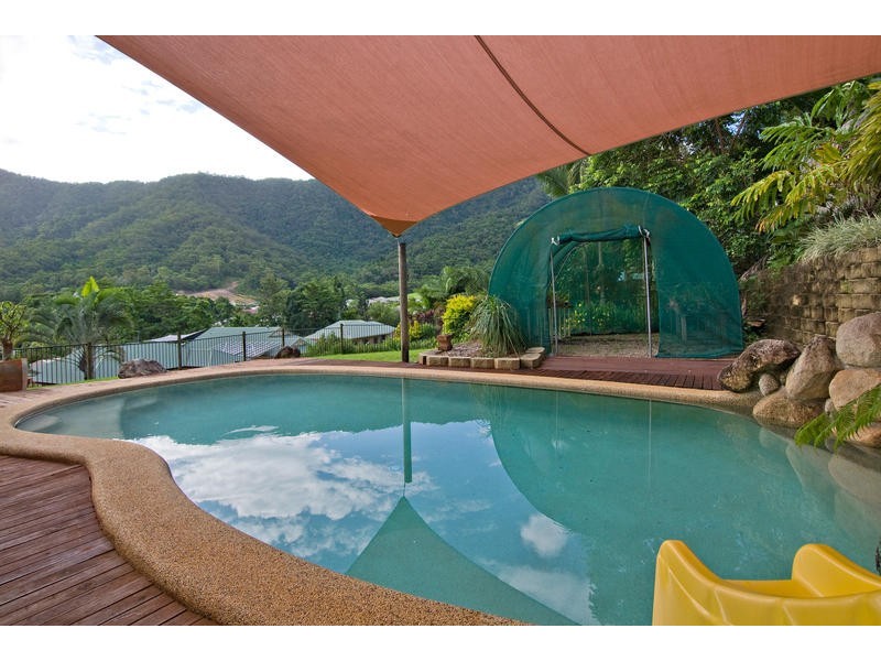 Bentley Park QLD 4869