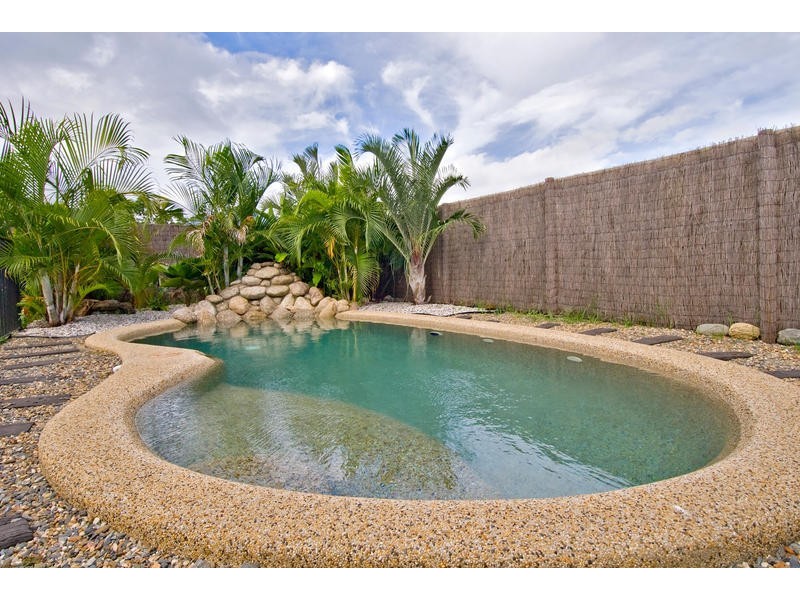Bentley Park QLD 4869