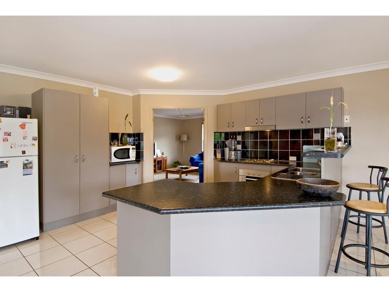 Bentley Park QLD 4869