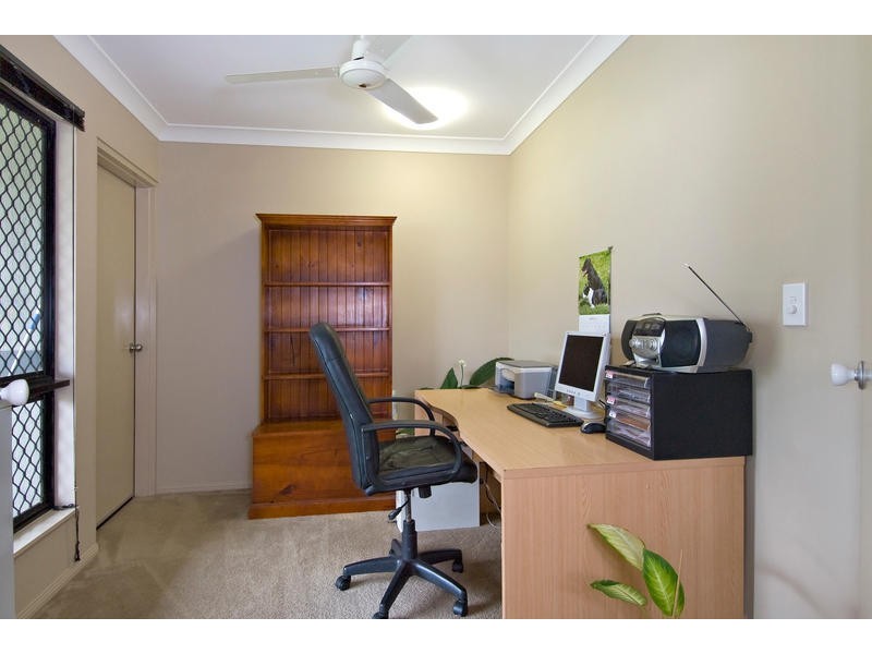 Bentley Park QLD 4869