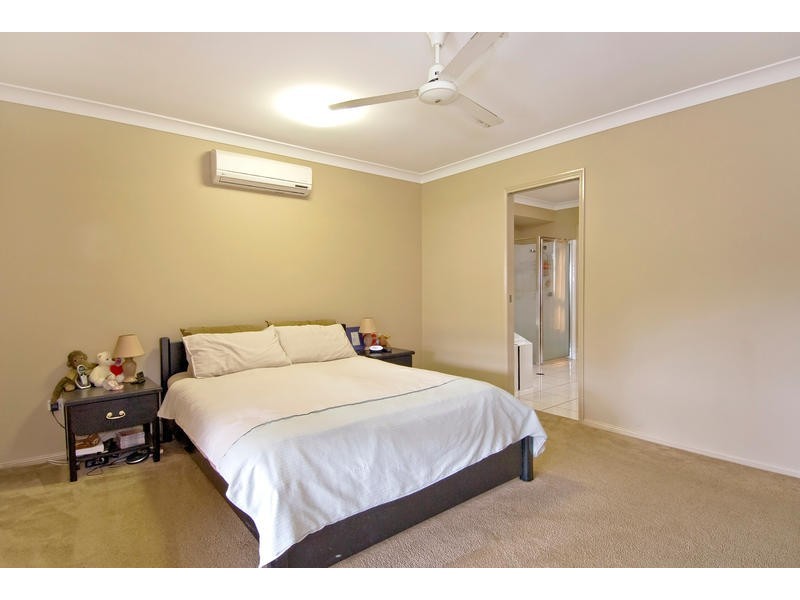 Bentley Park QLD 4869