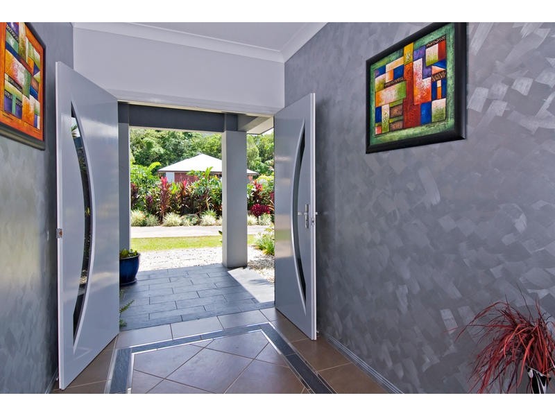 Bentley Park QLD 4869