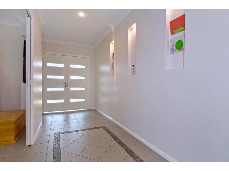 Bentley Park QLD 4869