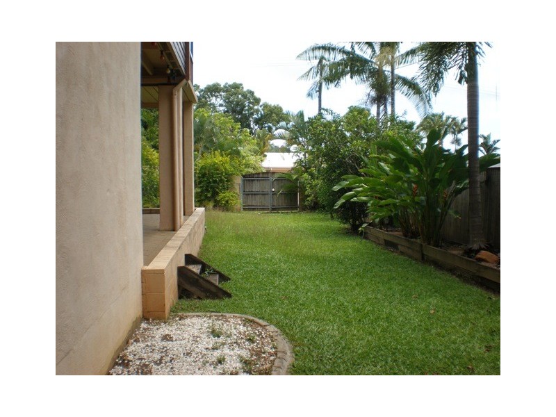 7 Crest Close, Bayview Heights QLD 4868