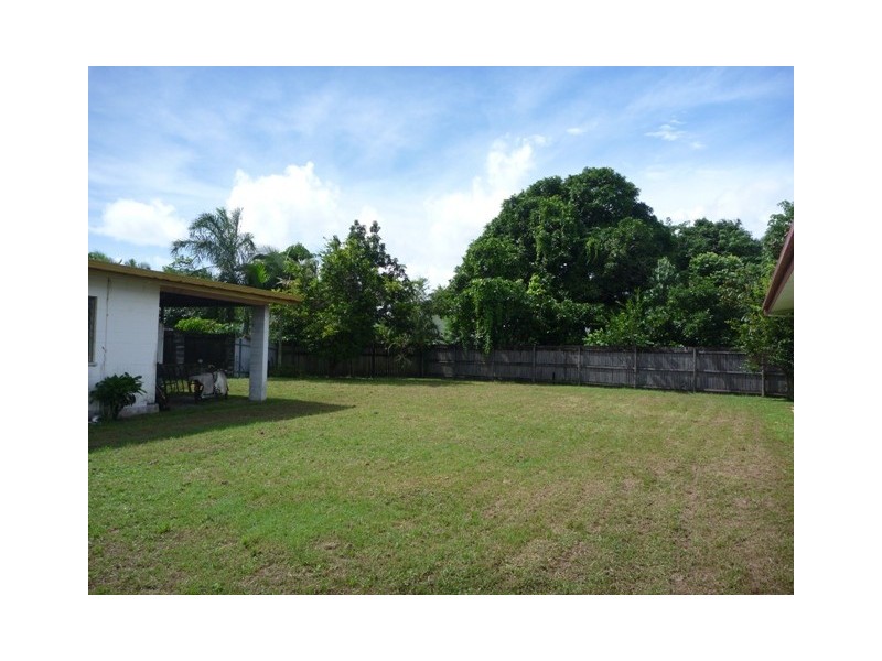 14 Brennan Street, Manunda QLD 4870