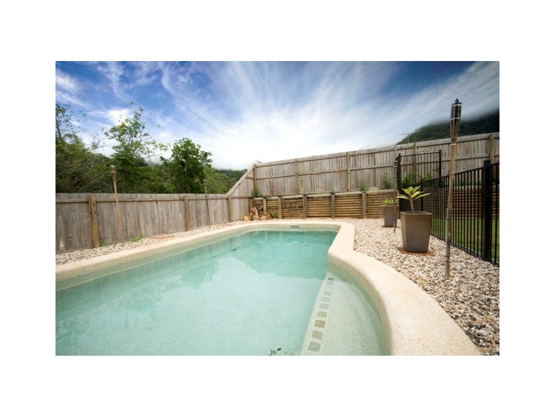 73 Fitzmaurice Drive, Bentley Park QLD 4869