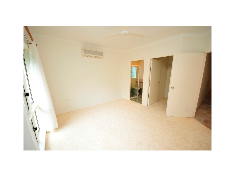 2 Roma Close, Mount Sheridan QLD 4868