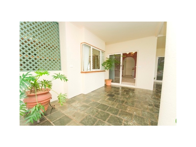 2 Roma Close, Mount Sheridan QLD 4868