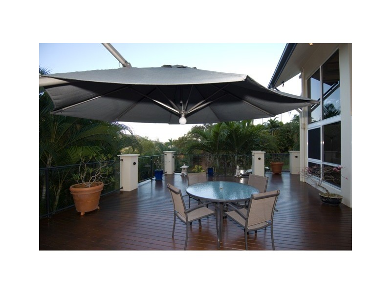 182  Hillview Crescent, Whitfield QLD 4870
