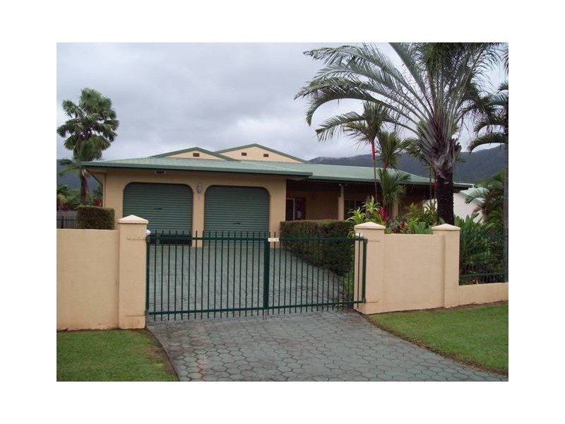 7 Wentworth Close, Bentley Park QLD 4869