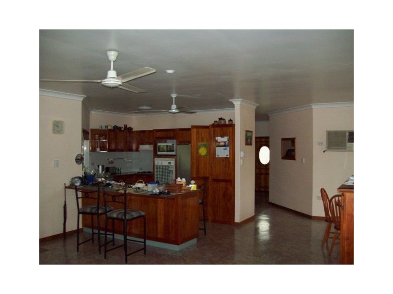 7 Wentworth Close, Bentley Park QLD 4869