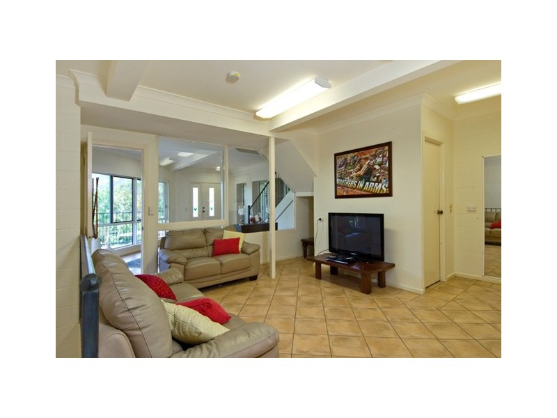 140  Sydney Street, Bayview Heights QLD 4868