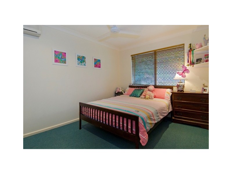 140  Sydney Street, Bayview Heights QLD 4868