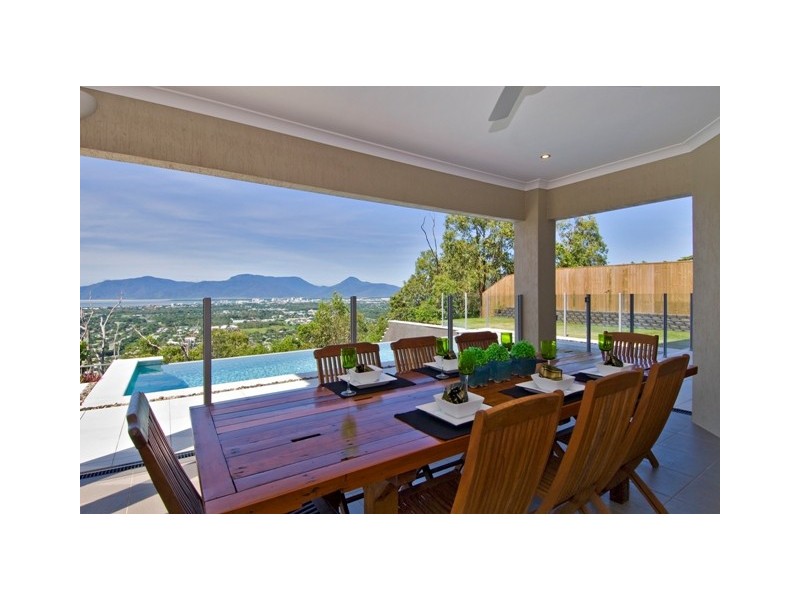 12 The Peak, Park Ridge, Cairns QLD 4870