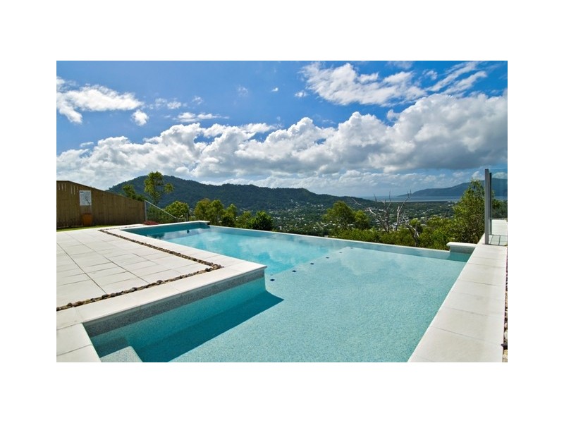 12 The Peak, Park Ridge, Cairns QLD 4870
