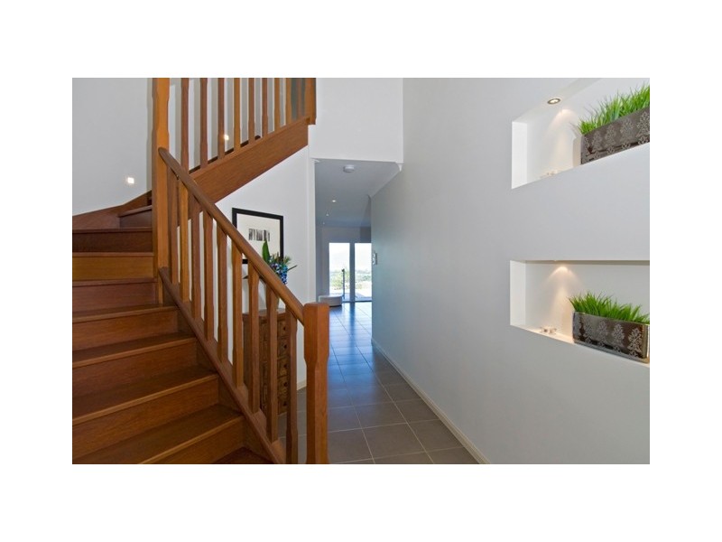 12 The Peak, Park Ridge, Cairns QLD 4870