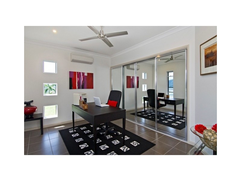 12 The Peak, Park Ridge, Cairns QLD 4870