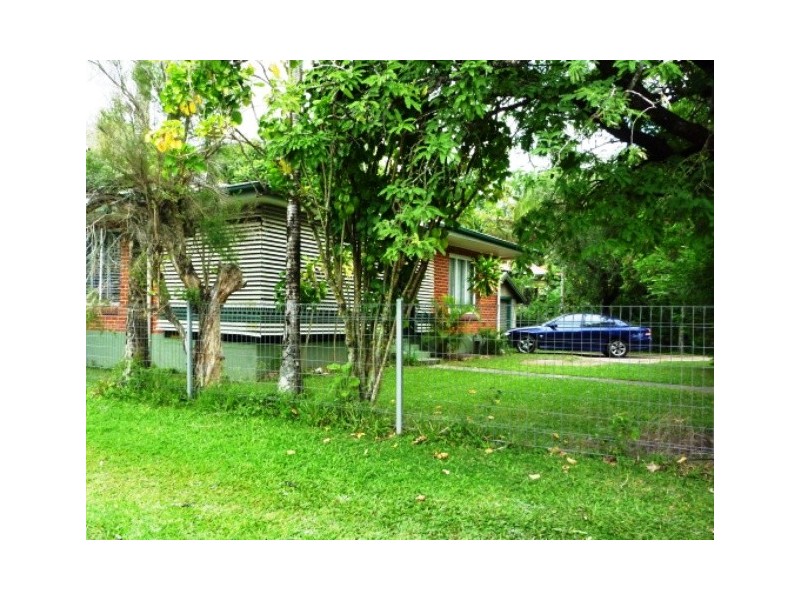 165 Hoare Street,, Manunda QLD 4870