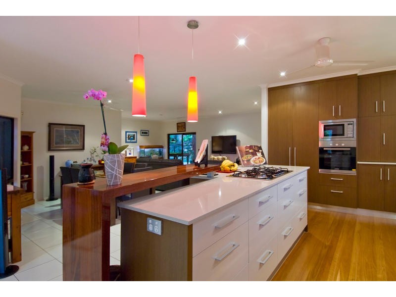 4 Kite Close, Bayview Heights QLD 4868