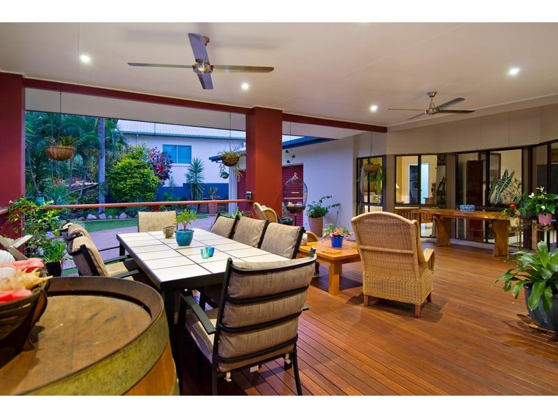 4 Kite Close, Bayview Heights QLD 4868