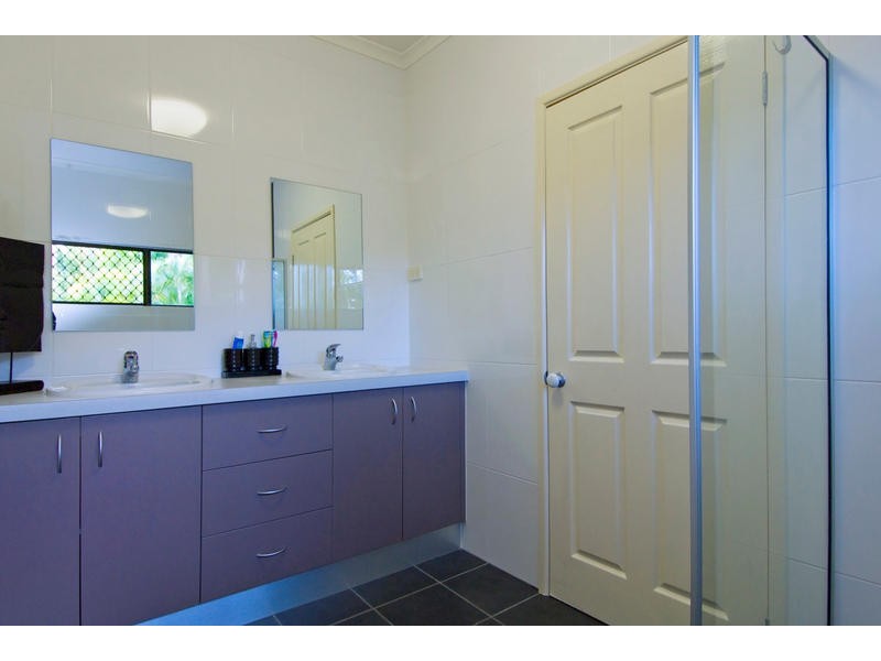 4 Kite Close, Bayview Heights QLD 4868