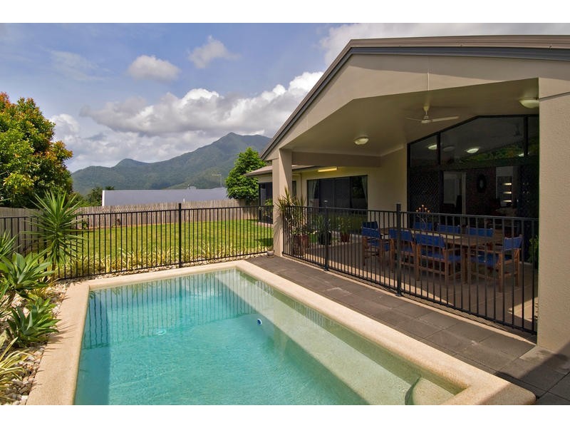 Bentley Park QLD 4869