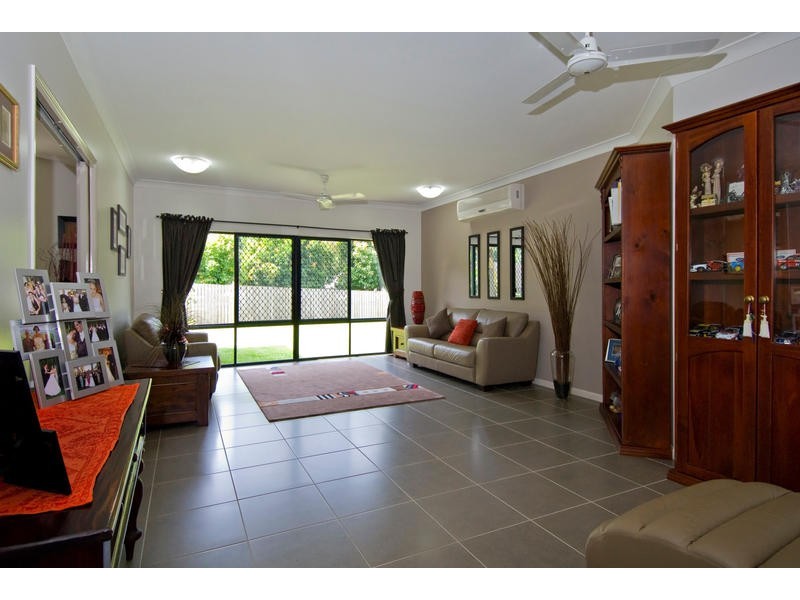 Bentley Park QLD 4869
