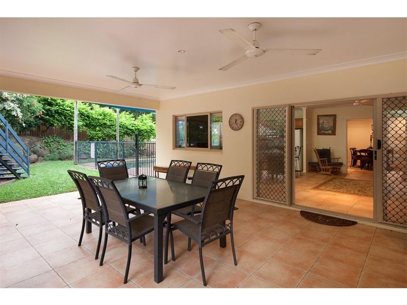 Bentley Park QLD 4869