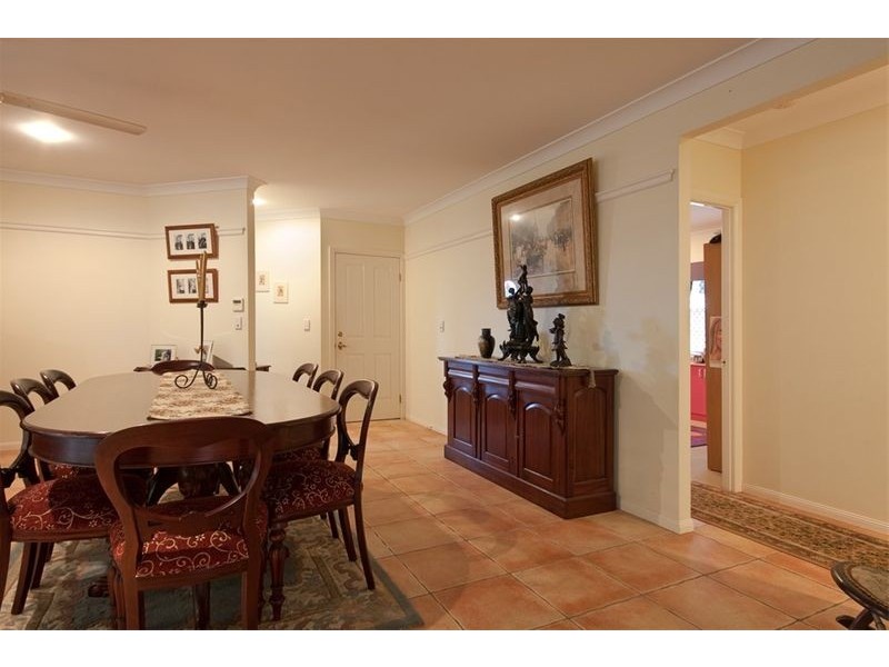 Bentley Park QLD 4869