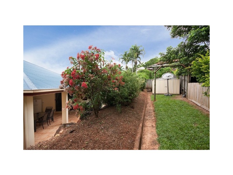 Bentley Park QLD 4869